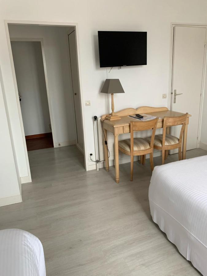 Hotel De Paris Courseulles-sur-Mer Exteriör bild