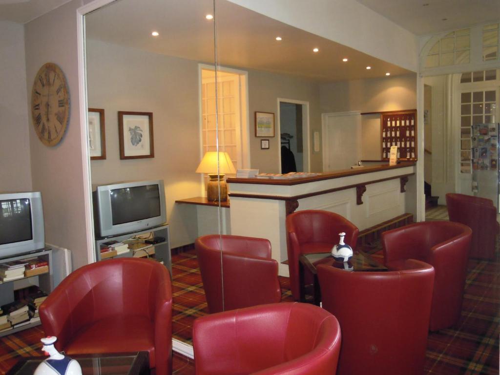 Hotel De Paris Courseulles-sur-Mer Exteriör bild