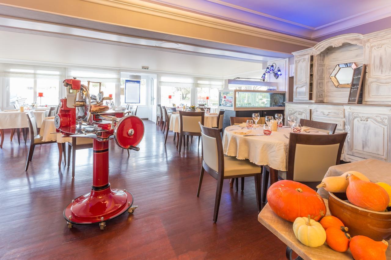 Hotel De Paris Courseulles-sur-Mer Exteriör bild