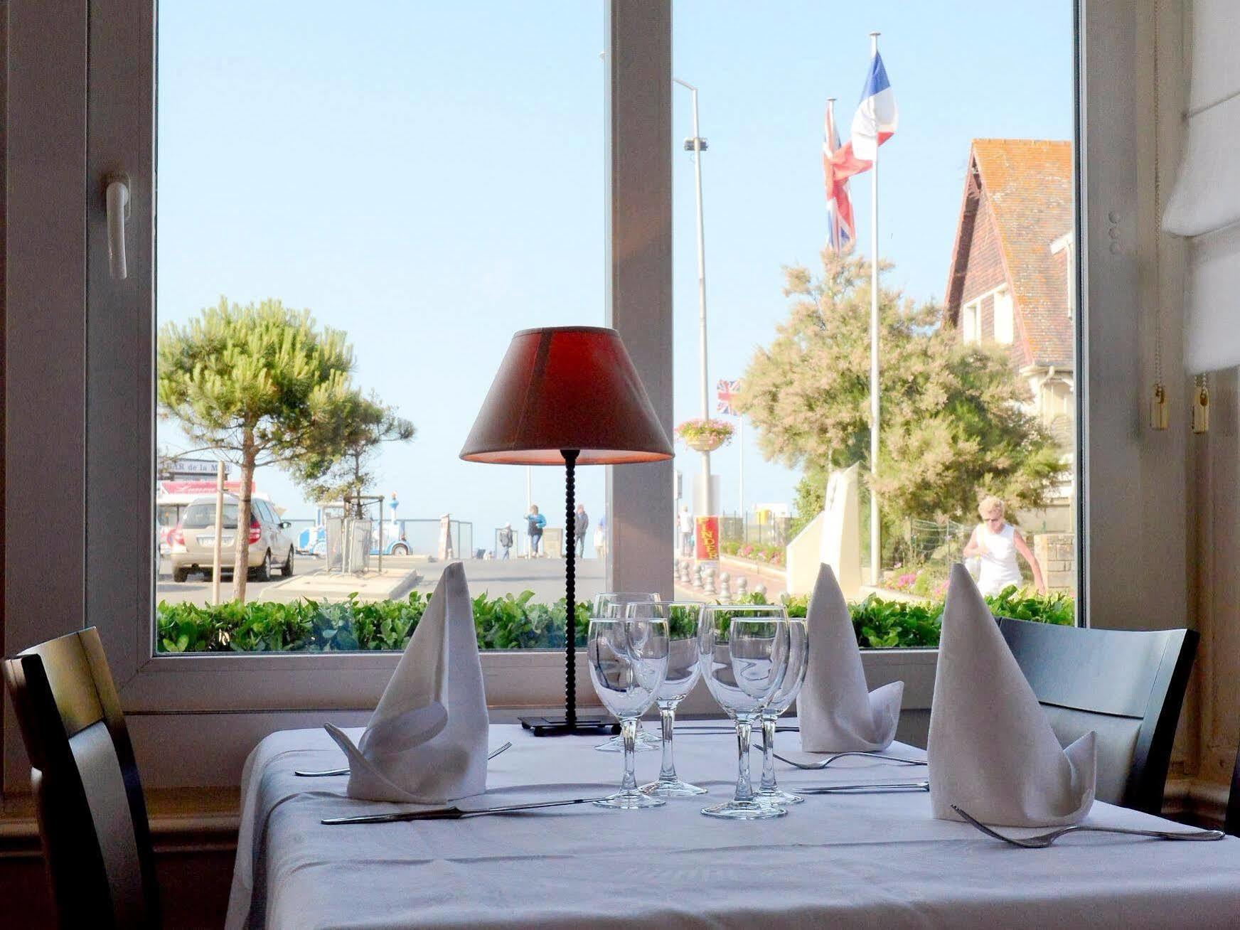 Hotel De Paris Courseulles-sur-Mer Exteriör bild
